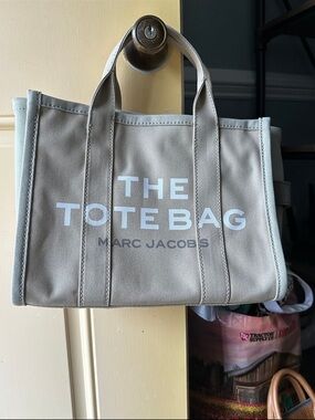 Marc Jacobs Color block tote